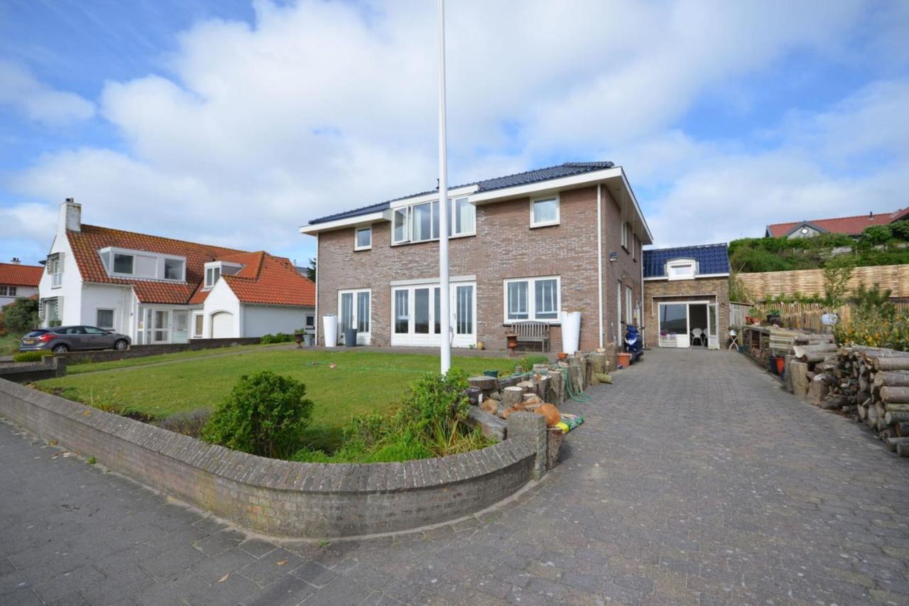 Anne's Family With Private Parking Zandvoort