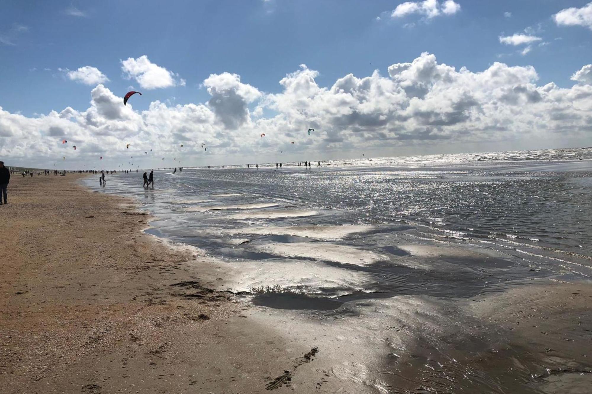 Anne's Family With Private Parking Vakantiehuis Zandvoort