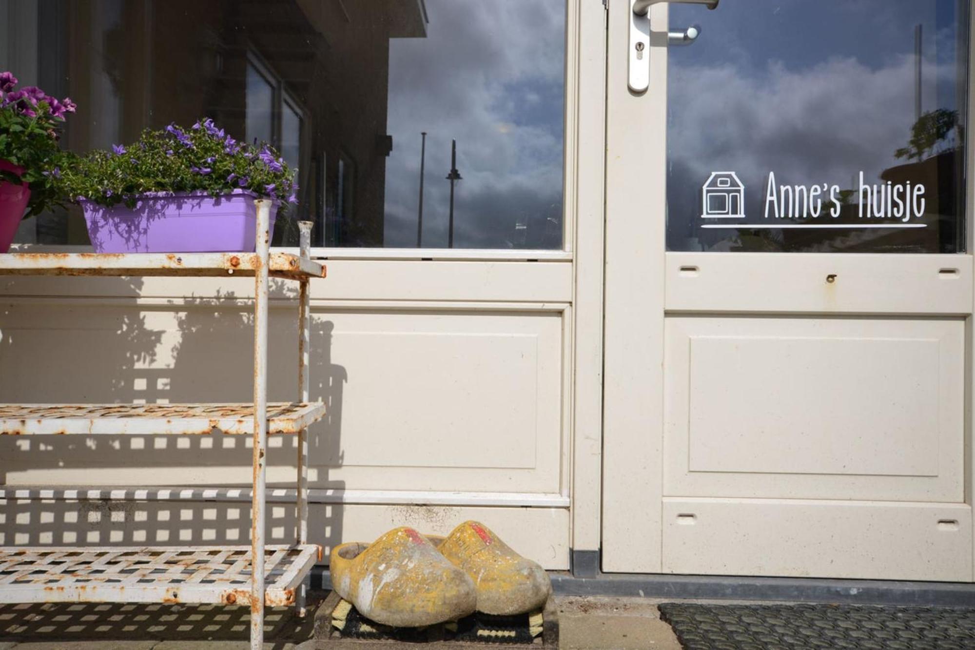 Anne's Family With Private Parking * Zandvoort